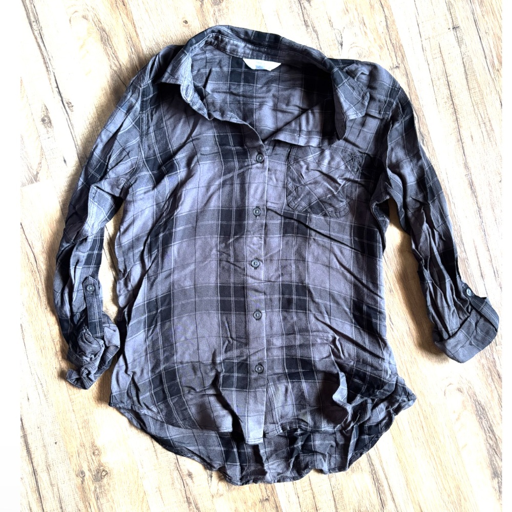 Grey & Black Plaid Long Sleeve Button Up